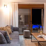 Haus In - Privater Parkplatz Und Pool By Interhome *